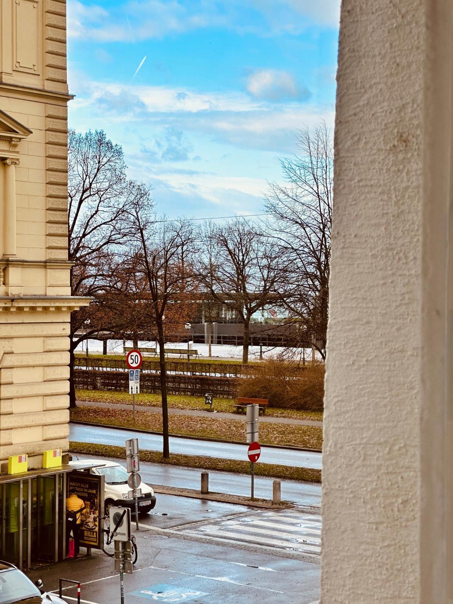 Ferienwohnung Stilvolles Wohnen Am Hafen Bregenz Exterior foto