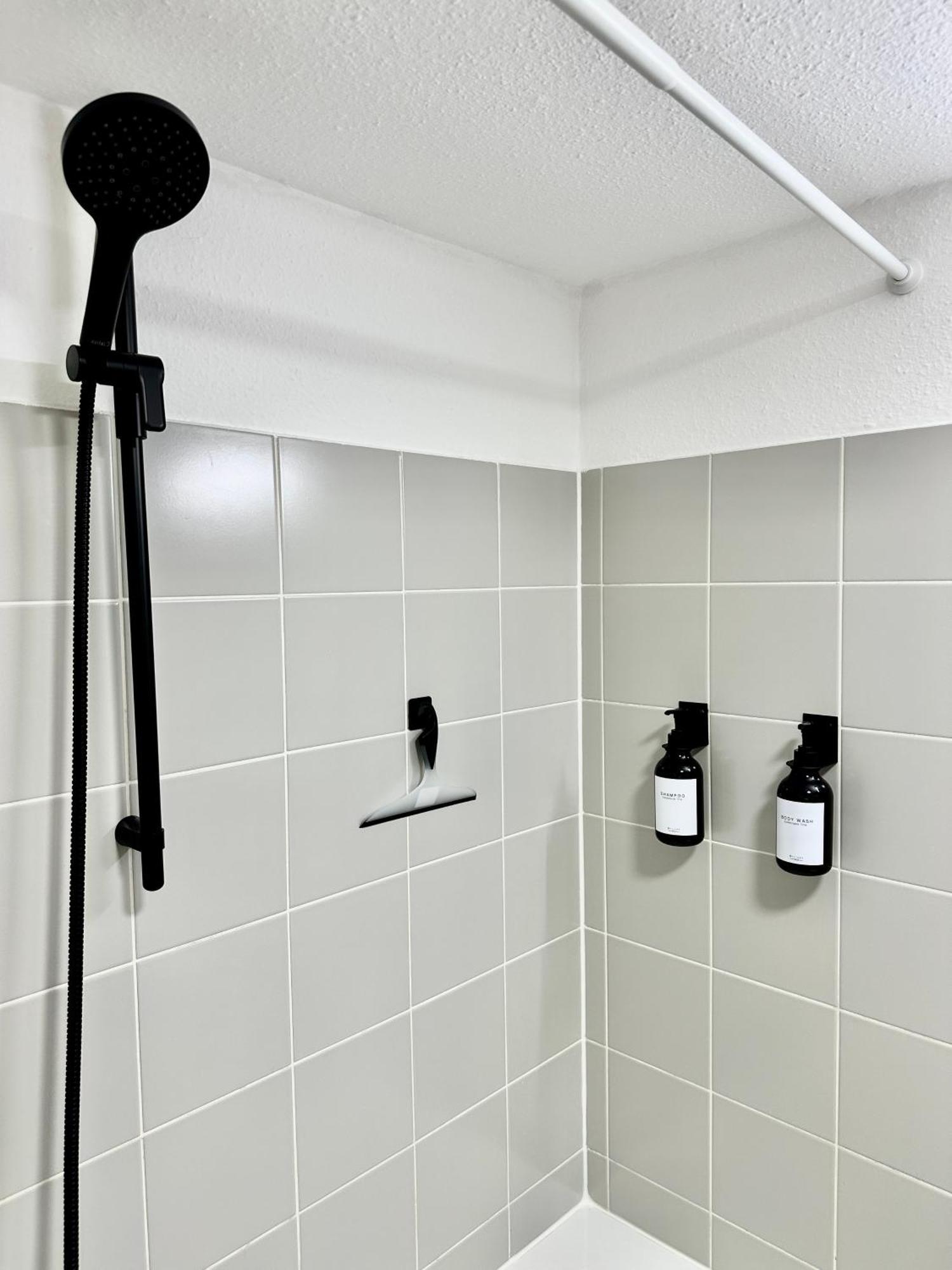 Ferienwohnung Stilvolles Wohnen Am Hafen Bregenz Exterior foto